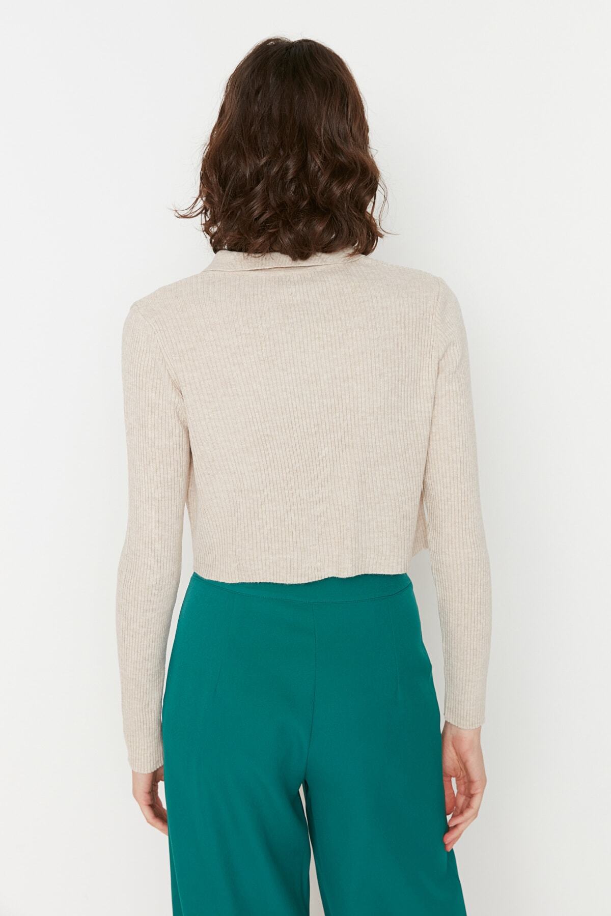 Trendyolmilla  Bej Crop Fermuarlı Triko Hırka TWOAW21HI0154 - Görsel 5