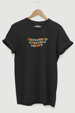 Siyah Unisex Depressed Stressed Horny Renkli Baskılı Kısa Kollu T-shirt TB0ST037
