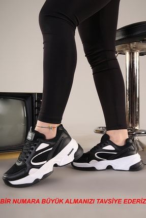 Siyah Beyaz Kadın Ortapedik Sneaker 11524
