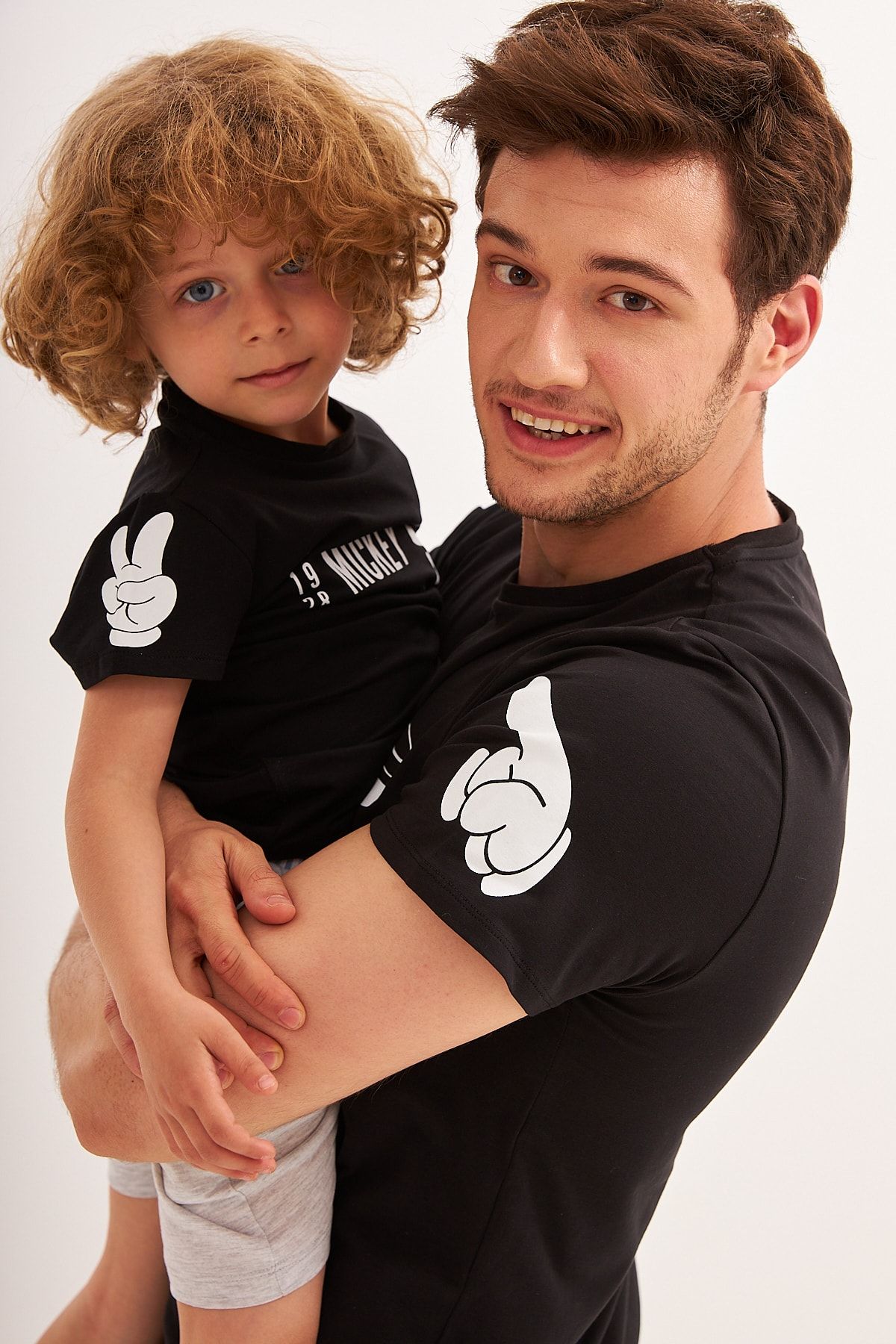 LILIAN Disney Mickey Coffee Aile Şort Takım Bedenler Ayrı Ayrı Satılır SN10154