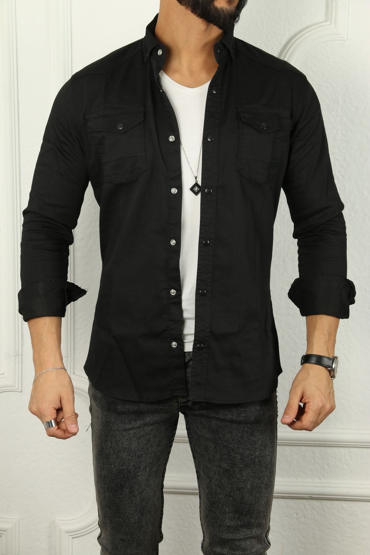 complete the look image