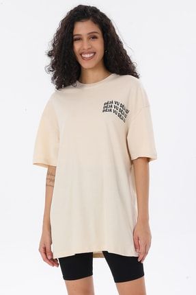 Kadın Bej Dejavu Yazılı Oversize T-shirt pl00022bt60