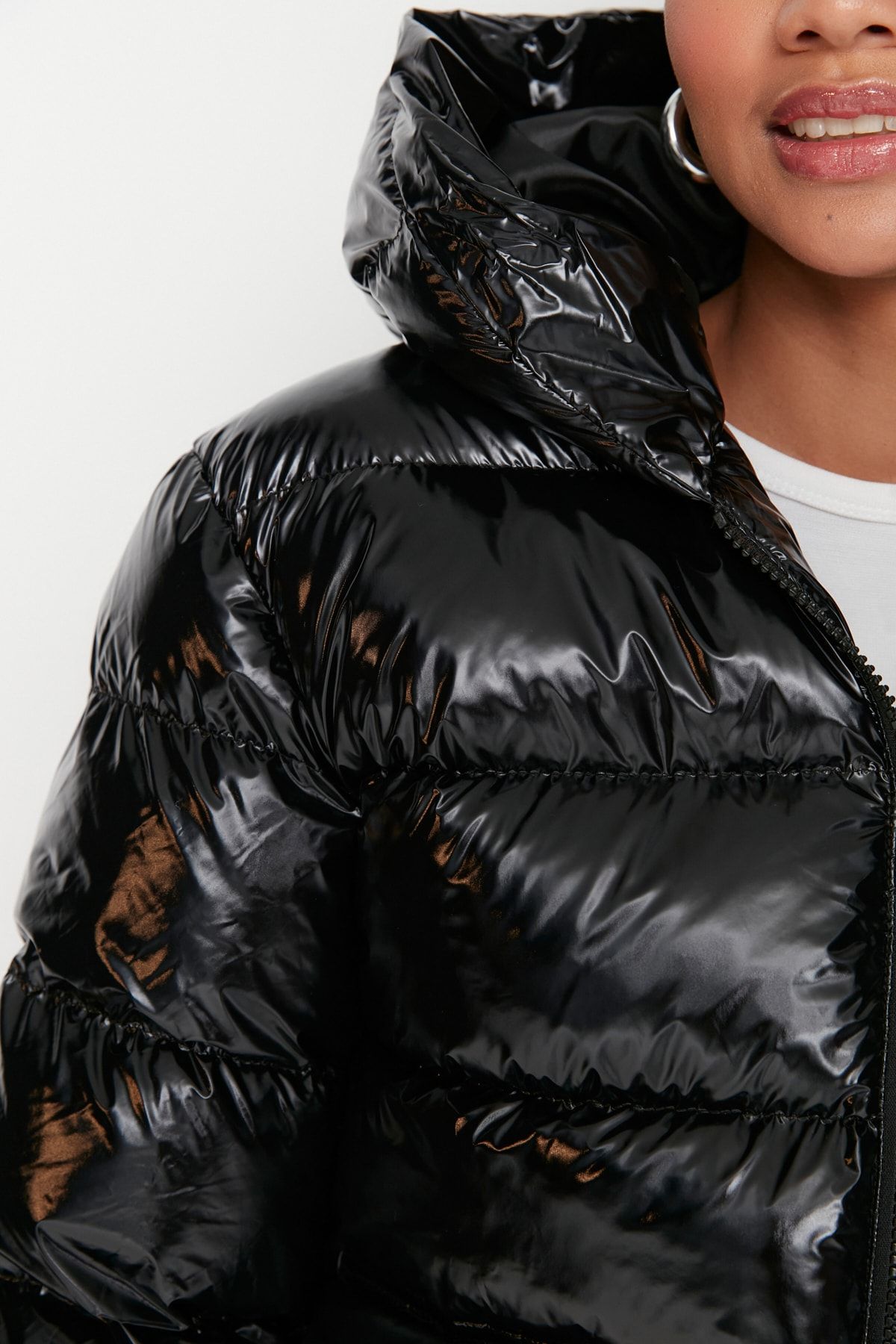 Trendyol Collection-Jachetă pufă lucioasă cu nervuri negre TWOAW20MO0014 4