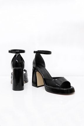 Siyah Rugan Kalın Topuk Platform Kadın Sandalet 1208 186-22YZ0008020