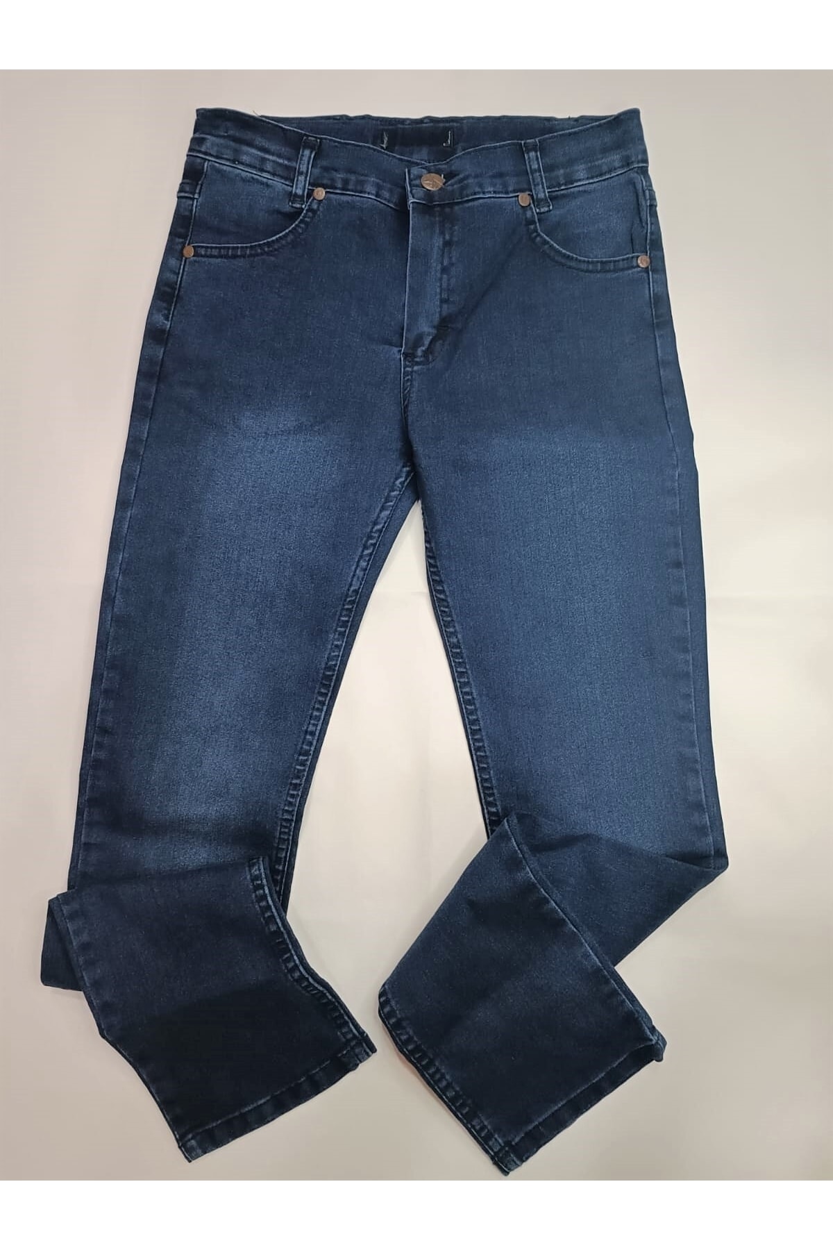 Taşlanmış Koyu Renk Likralı Kot Pantolon