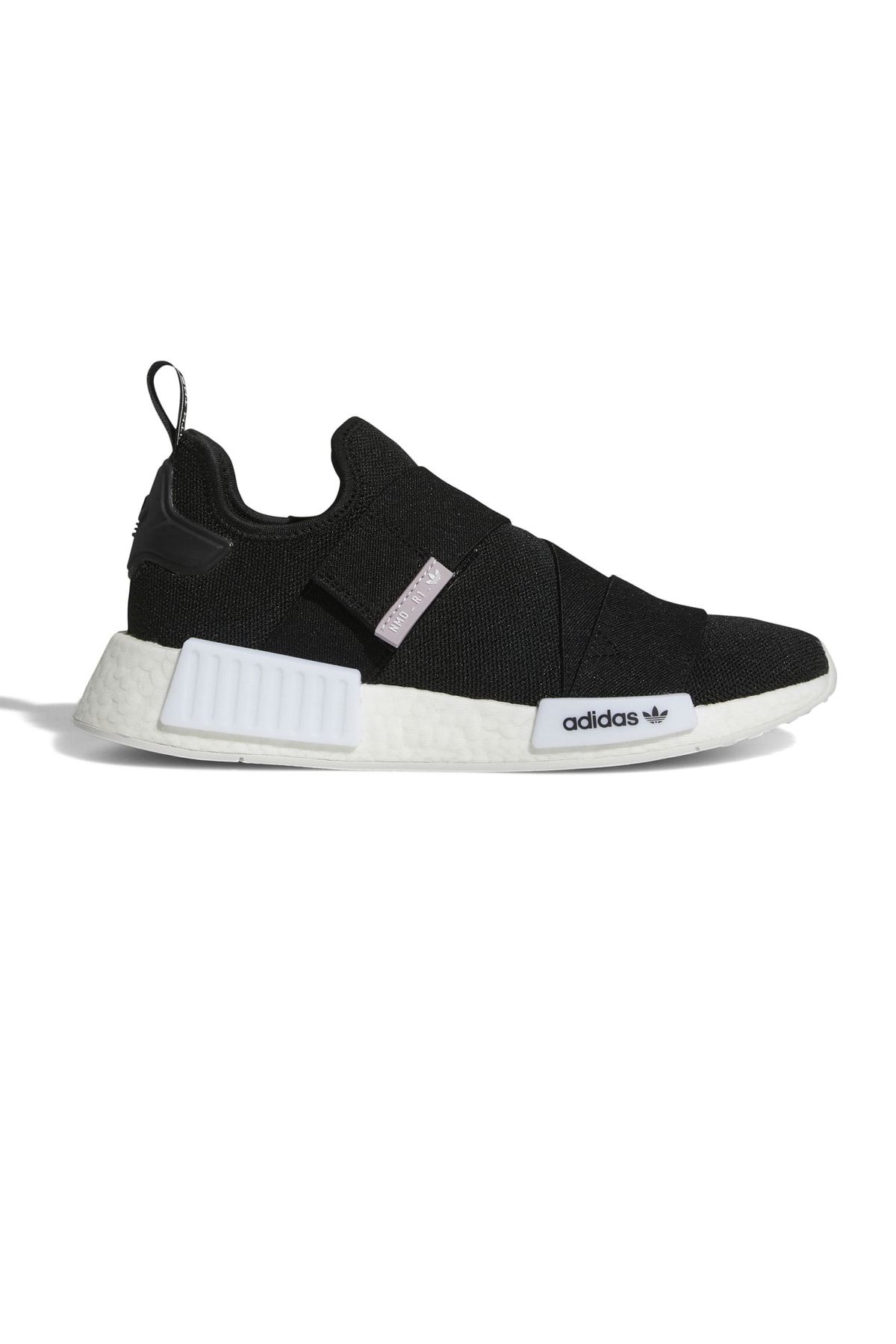 Adidas hot sale flat shoes