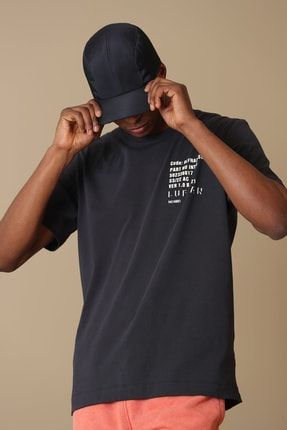 Carot Modern Grafik T- Shirt Siyah 111020138