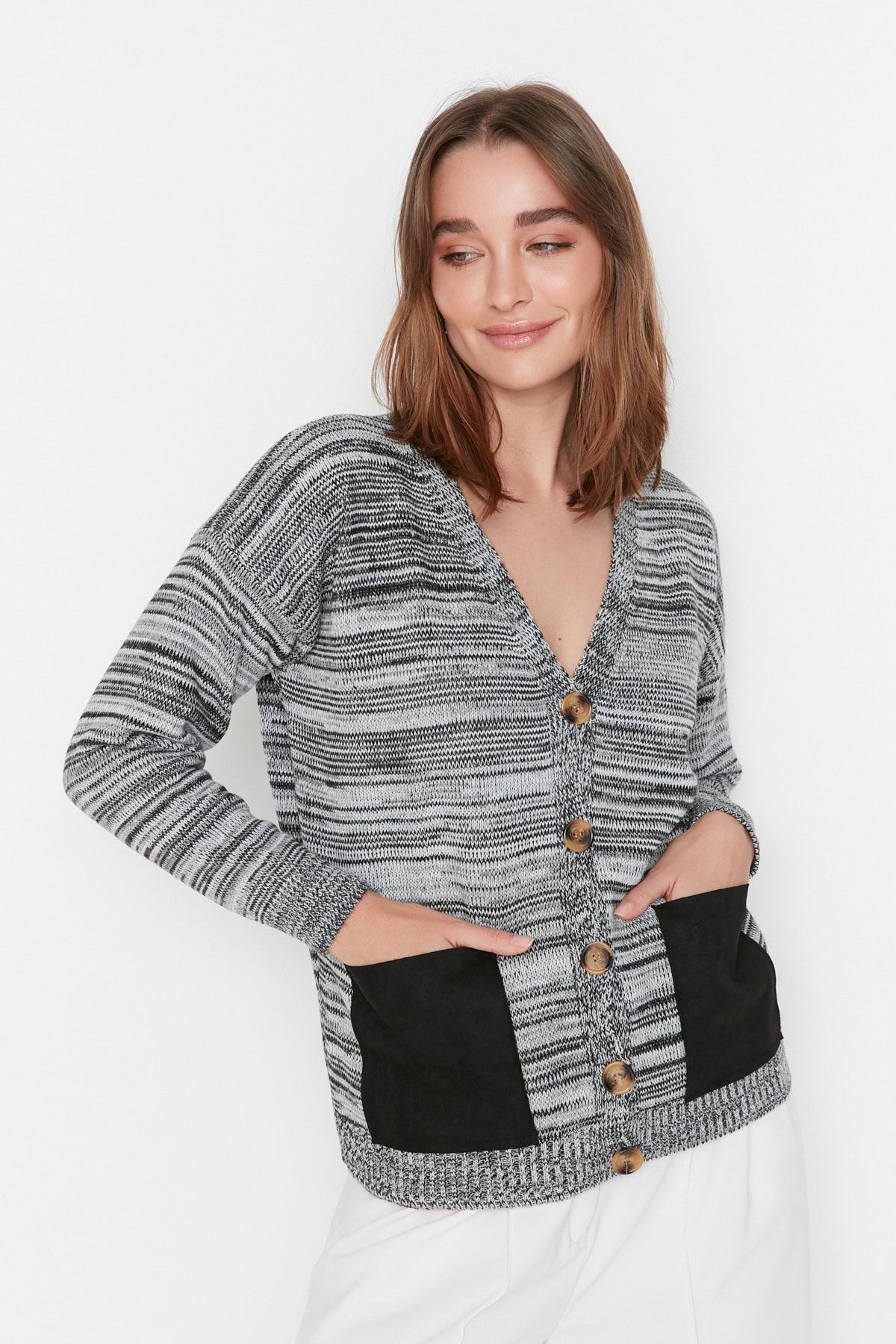 Trendyol Collection Strickjacke Schwarz Oversized