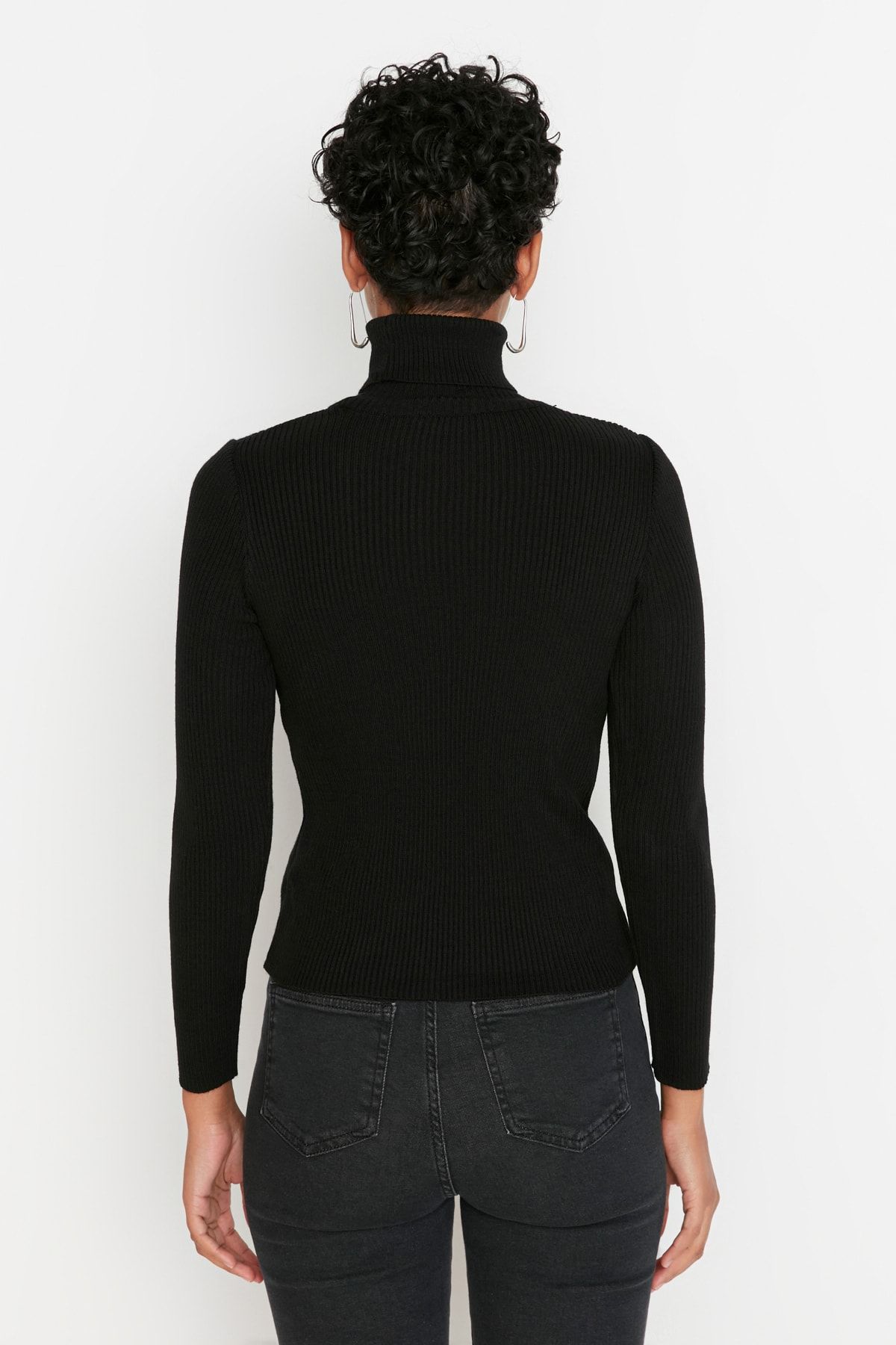 Trendyol Collection-Rollkragenpullover in Schwarz - TWOAW21KZ1279 6