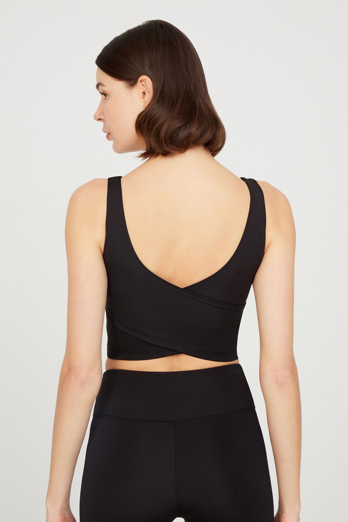 Los Ojos-Schwarzes, leicht unterstütztes Bustier-Crop-Top mit Ausschnitt am Rücken 3