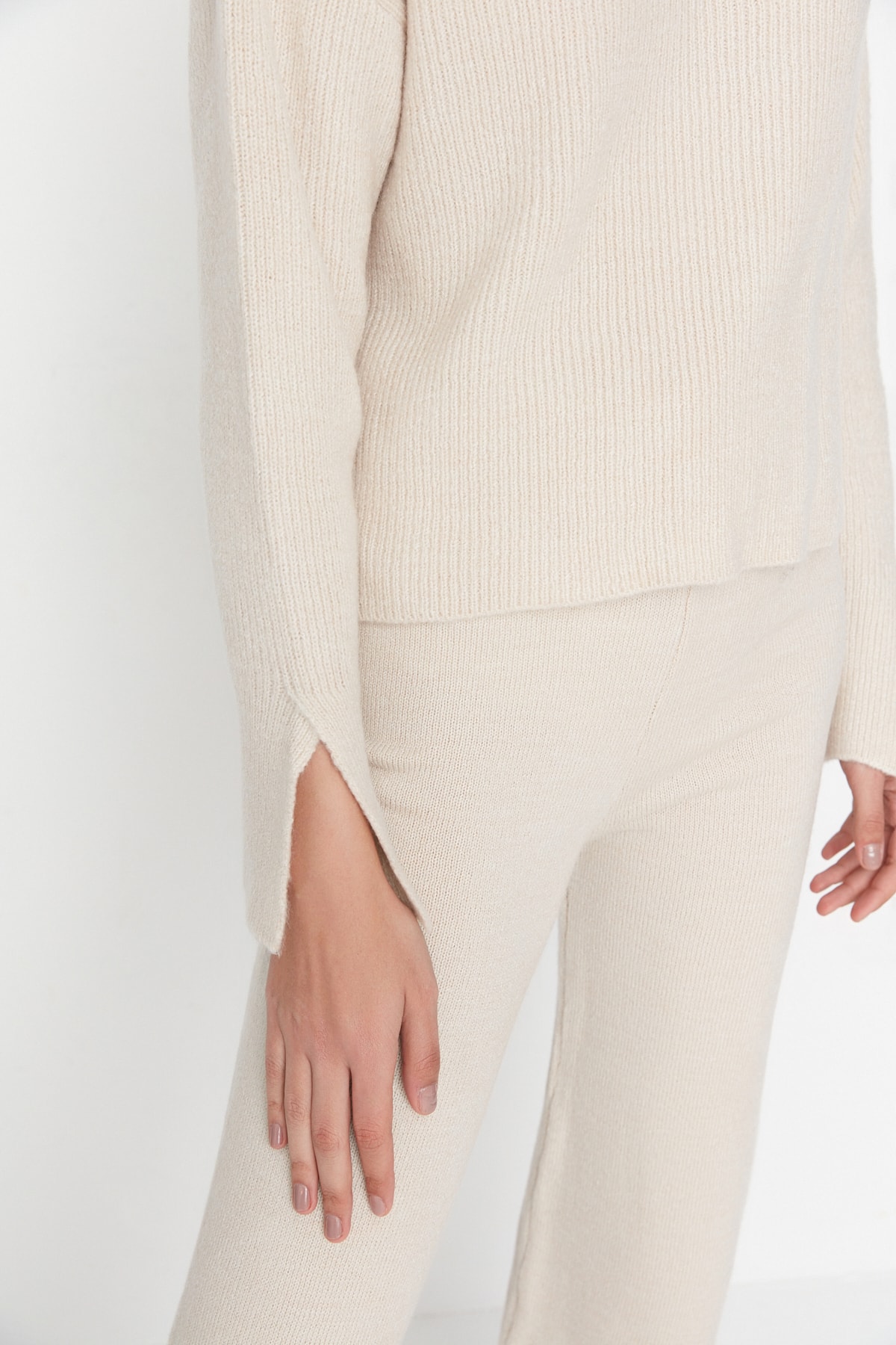 Trendyol Collection Puha textúrájú kötöttáru öltöny - Stone, TWOAW22AU0312