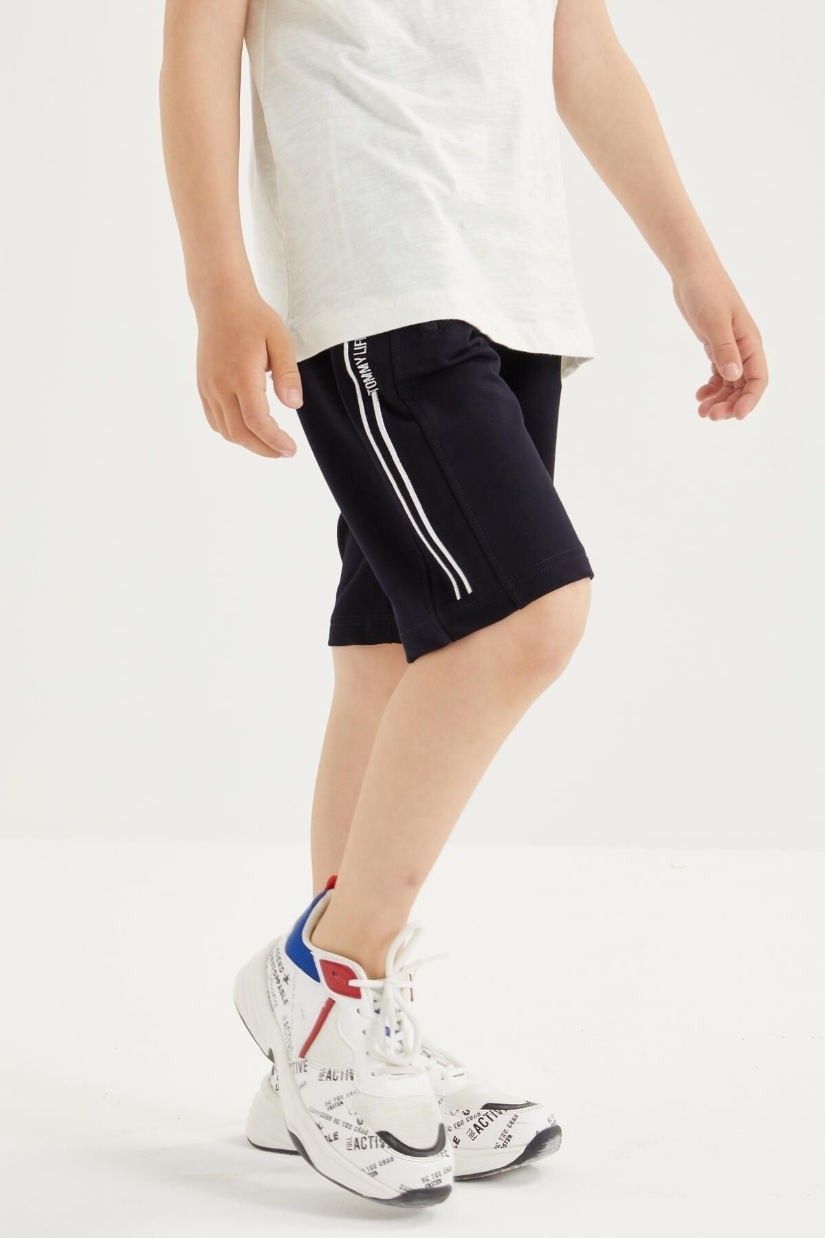 Boys shorts with zipper pocket sales
