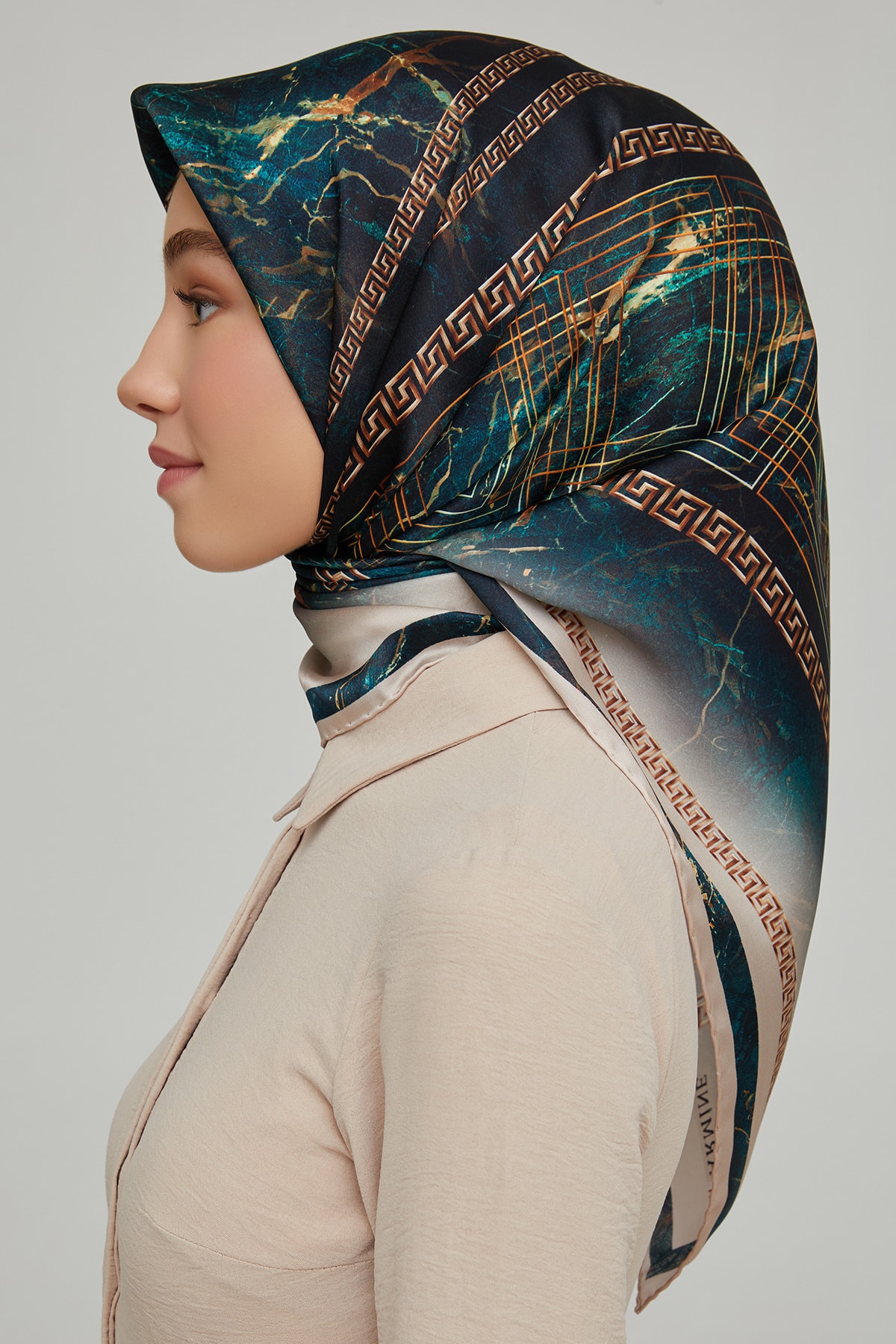 روسری زنانه آرمینه | E21KA8615D03 Armine - Image 2