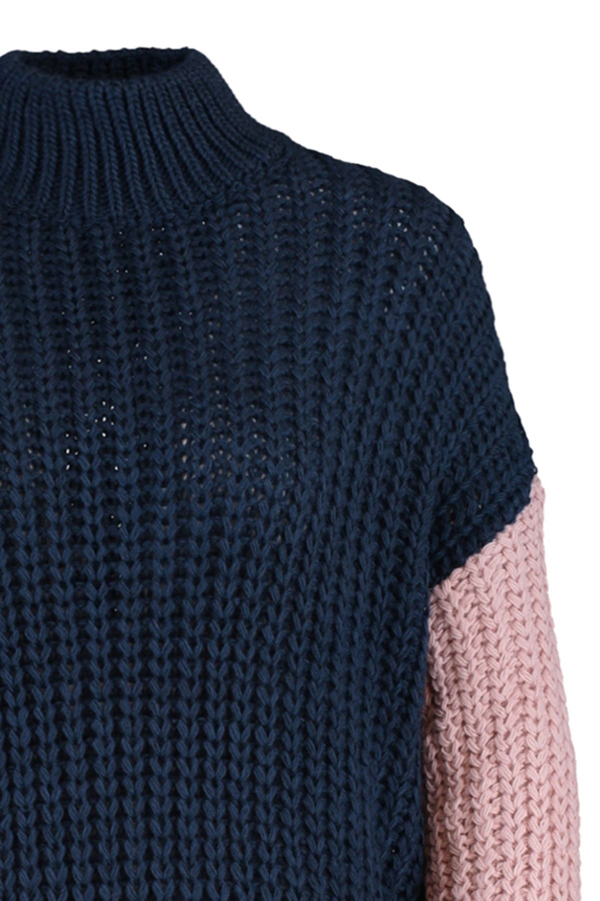 Trendyol Collection-Petrol – Weich strukturierter Strickpullover mit Farbblockdesign und weiter Passform TWOAW21KZ0271 8