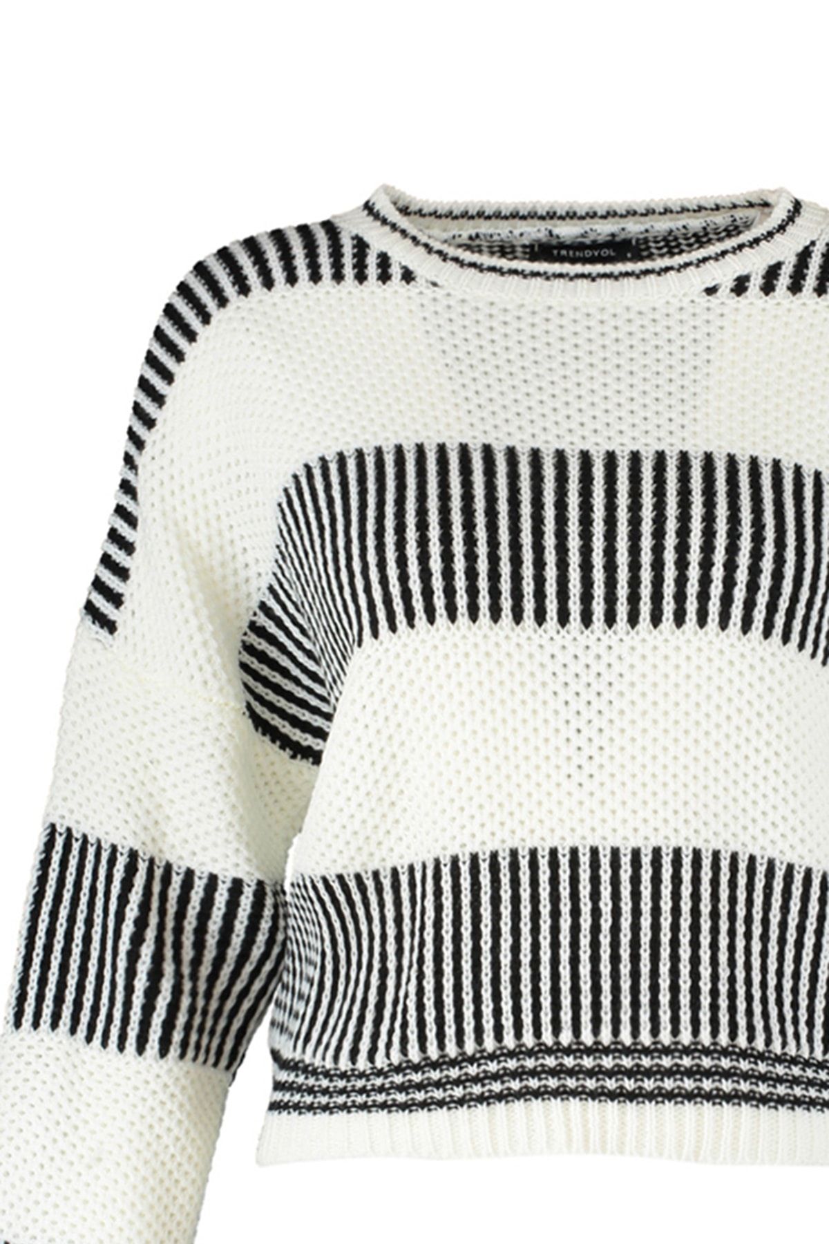Trendyol Collection-Weit geschnittener, ecru gestreifter Strickpullover – TWOAW23KZ00012 8