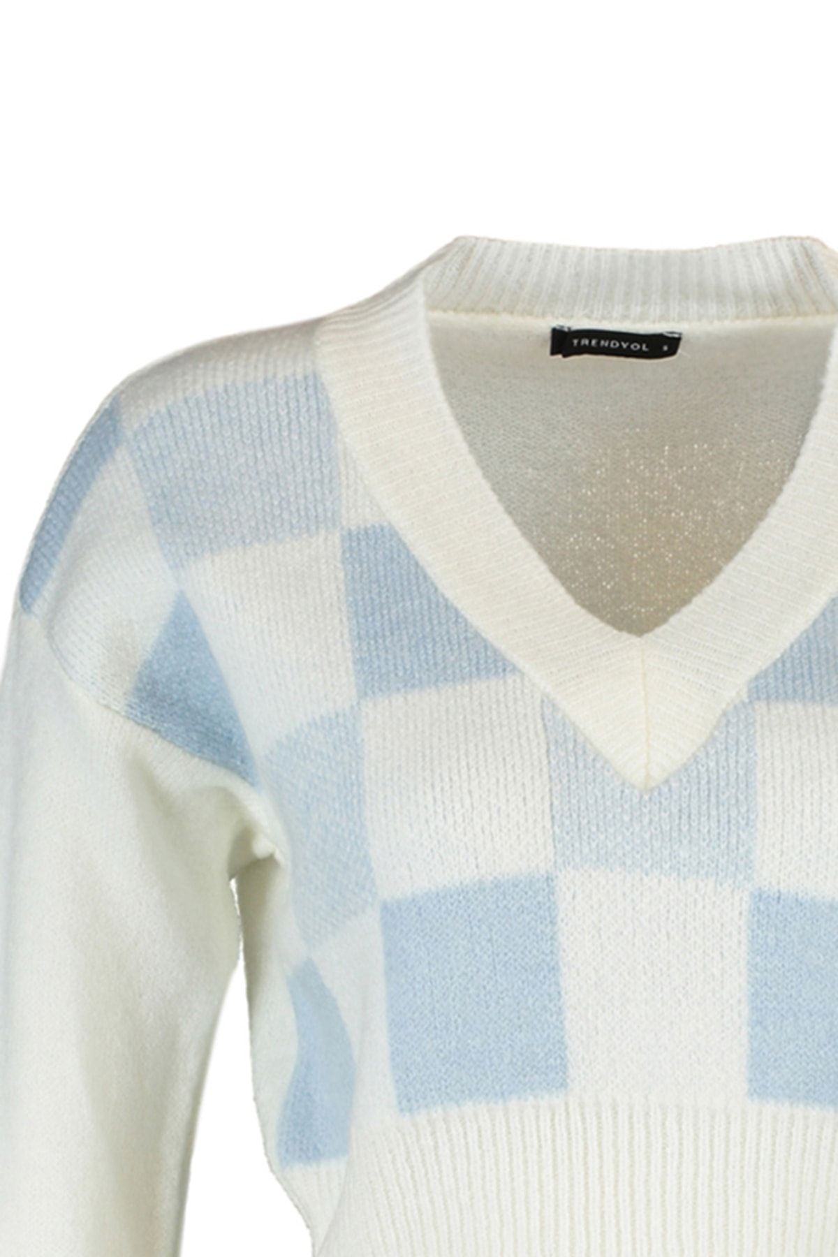 Trendyol Collection-Ecrufarbener, weicher, strukturierter, gemusterter Strickpullover TWOAW21KZ0174 7