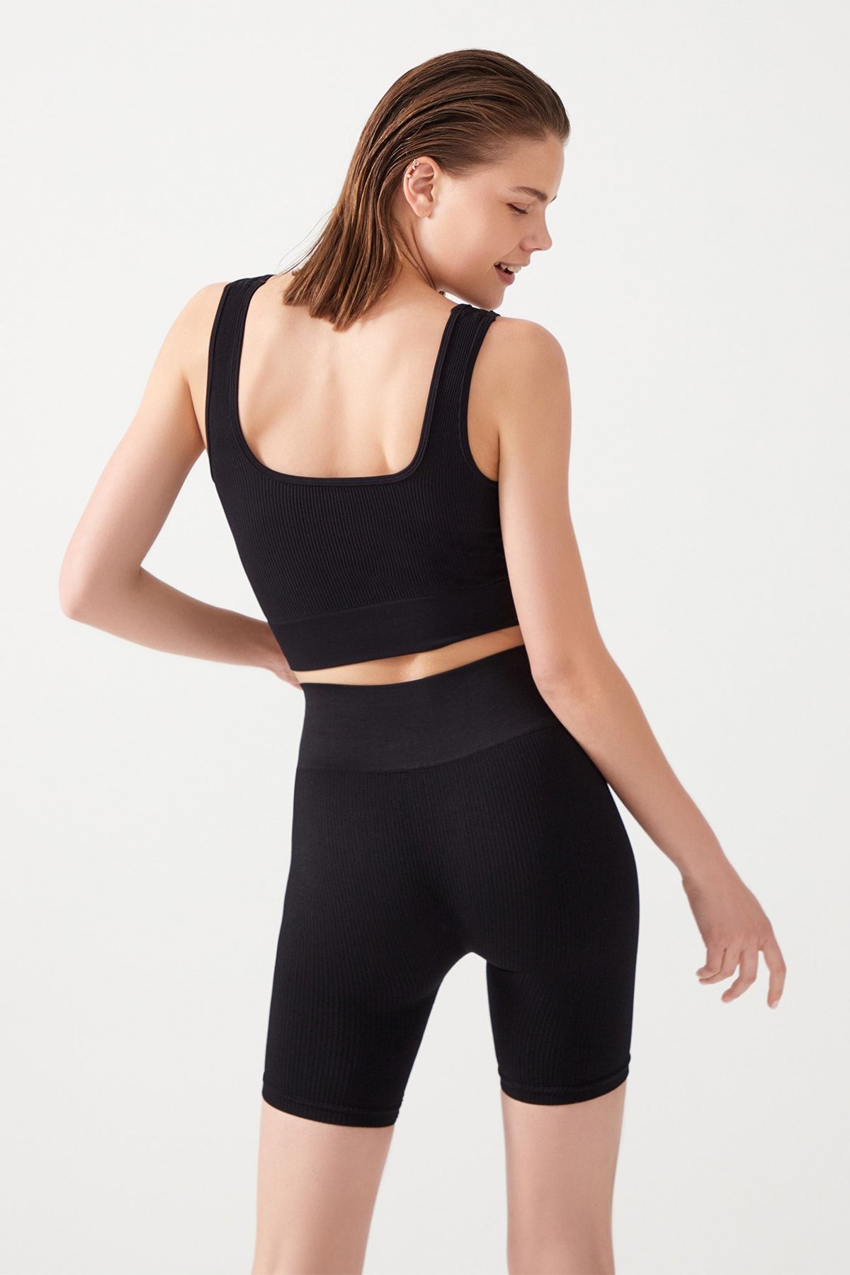 complete the look image