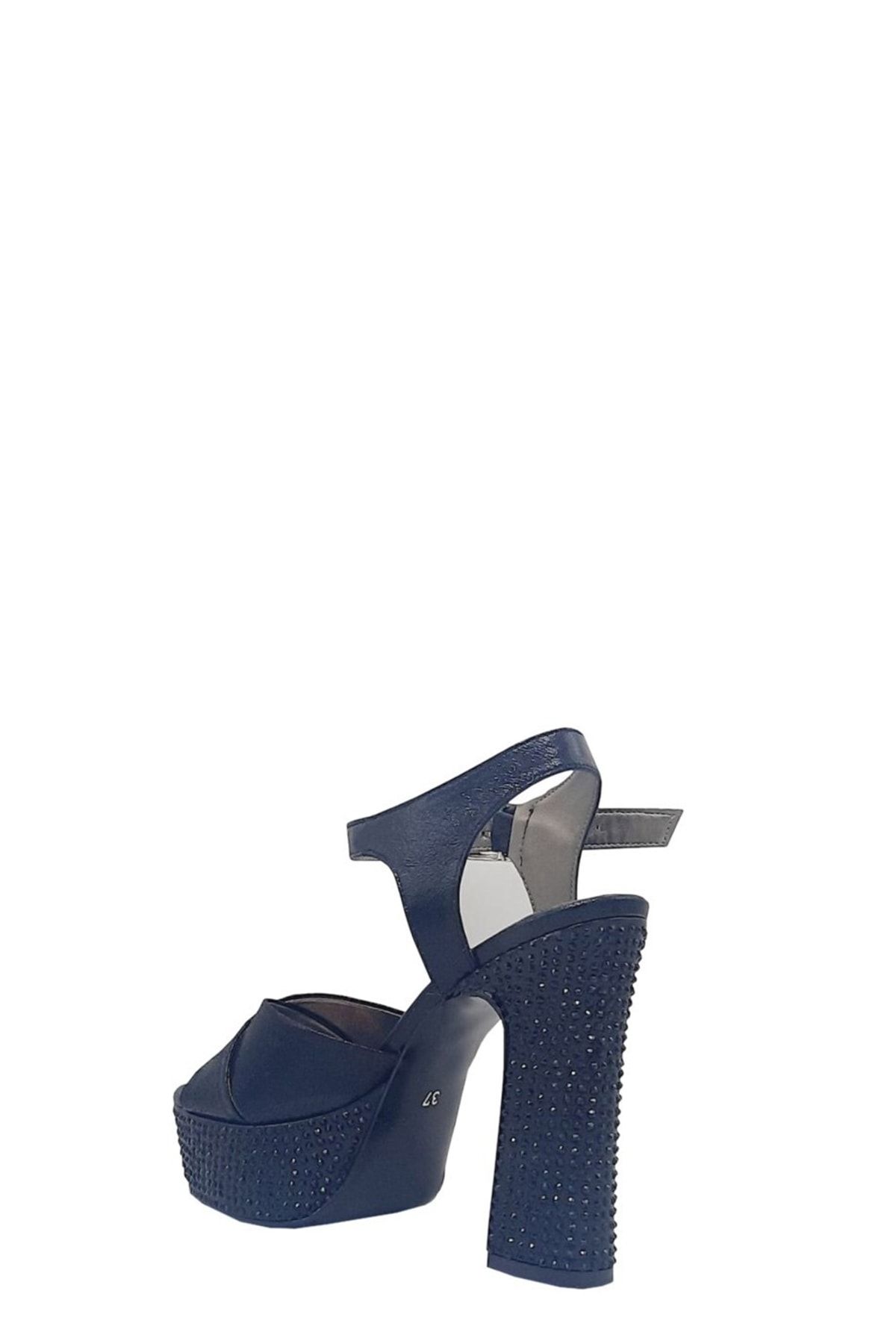 کفش مجلسی زنانه 015 3030 سیاه اورجینال Moulin Shoes