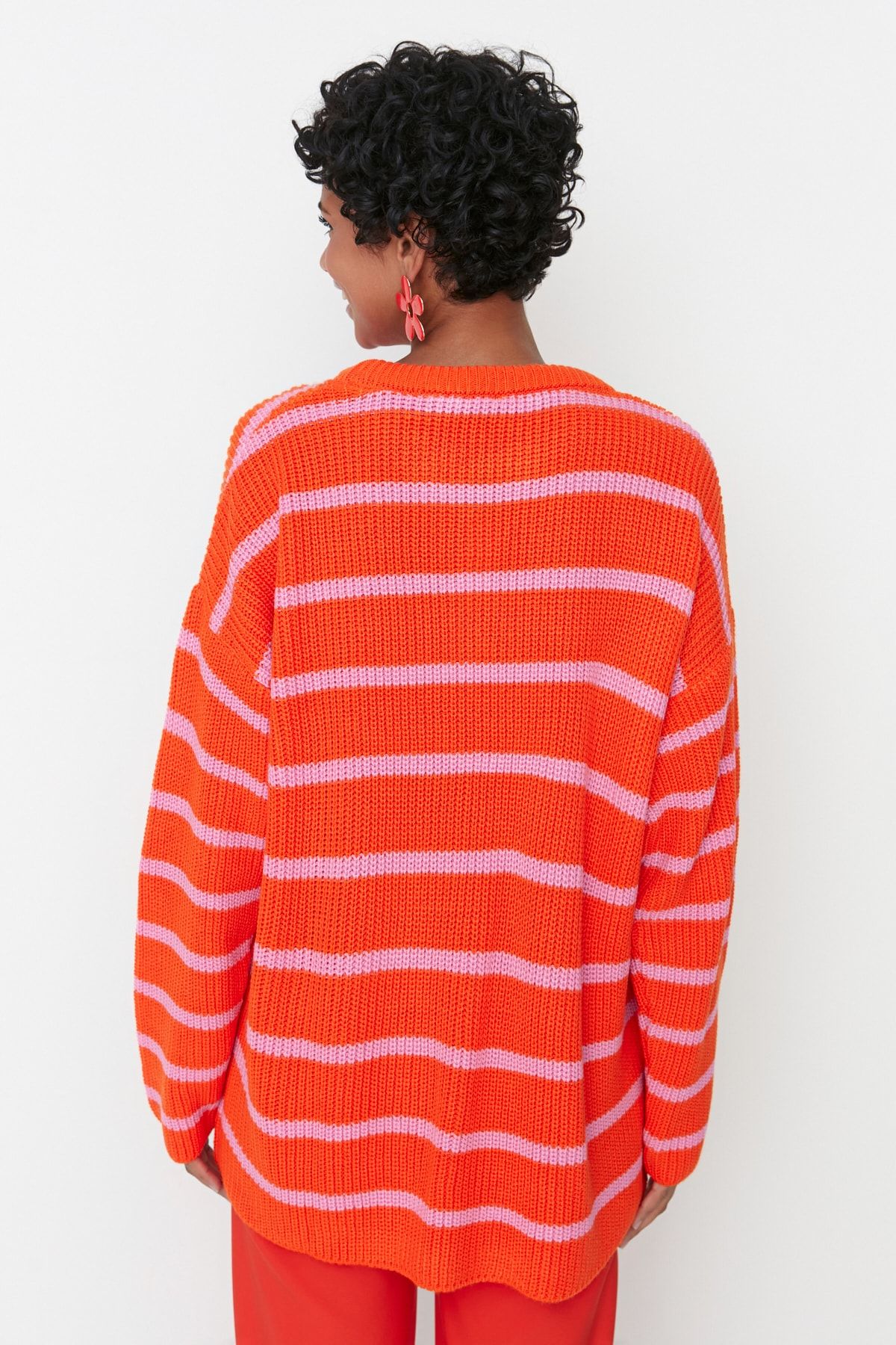 Trendyol Collection-Orange gestreifter Oversize-Strickpullover 5
