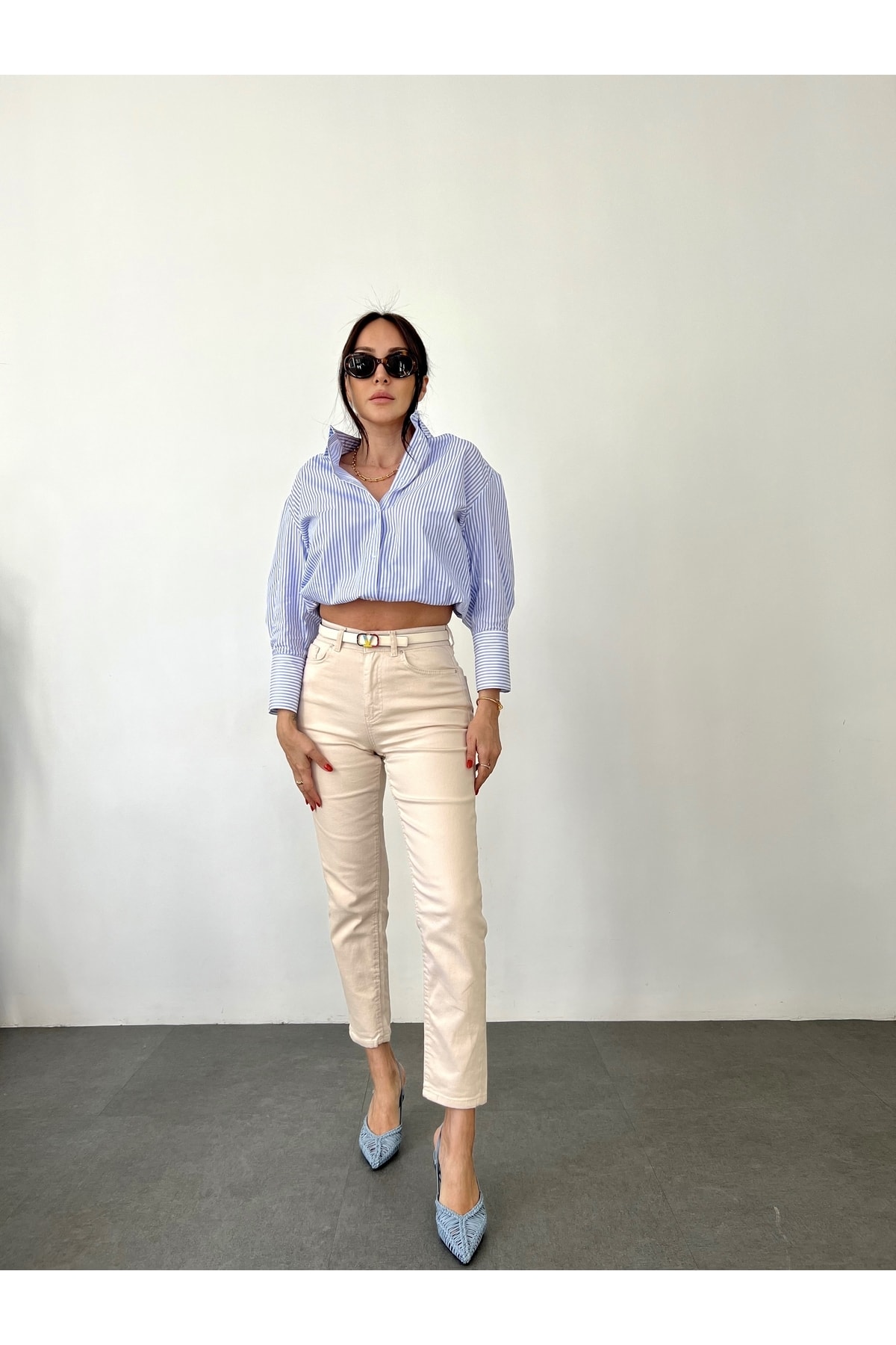 Bolesa Suadiye  Krem Standart Kalıp Mom-fit Jean - Görsel 5