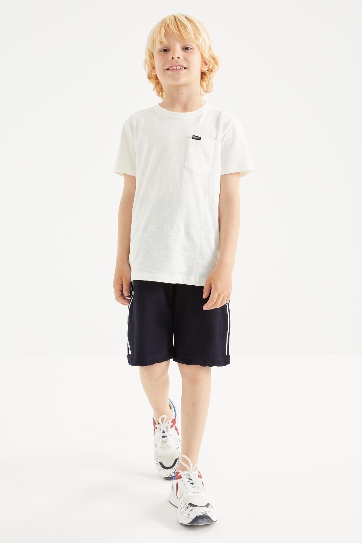 Boys shorts with zipper pocket outlet