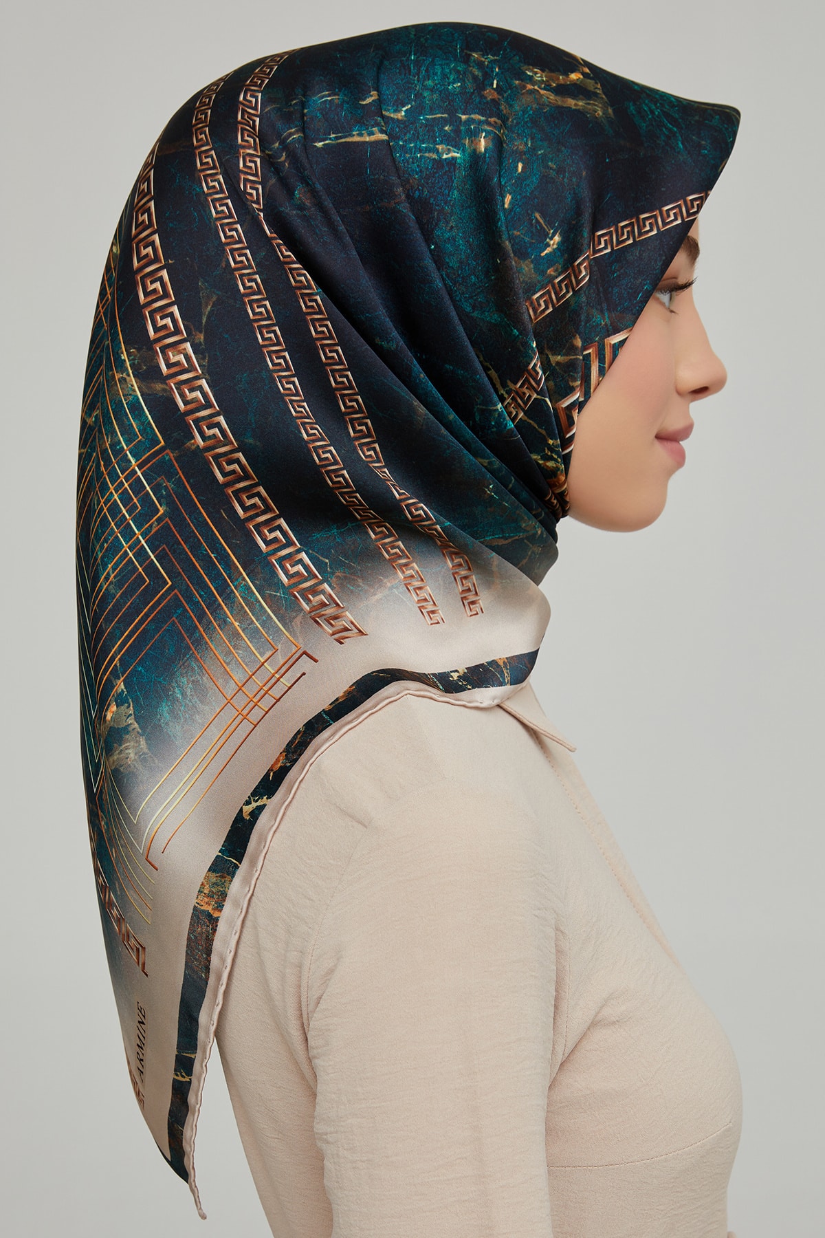 روسری زنانه آرمینه | E21KA8615D03 Armine - Image 3