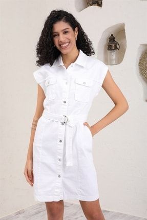 Beyaz Önü Düğmeli Kemerli Kot Elbise L001224