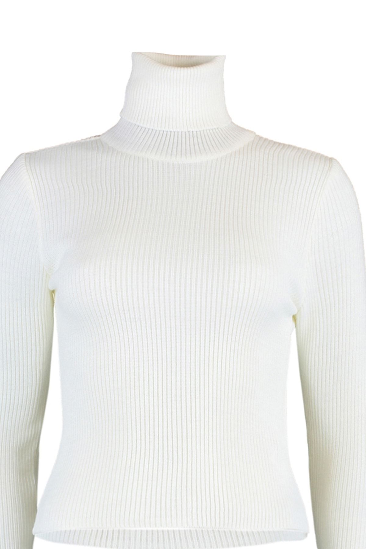Trendyol Collection-Базов пуловер с висока яка в цвят екрю TWOAW21KZ1279 7