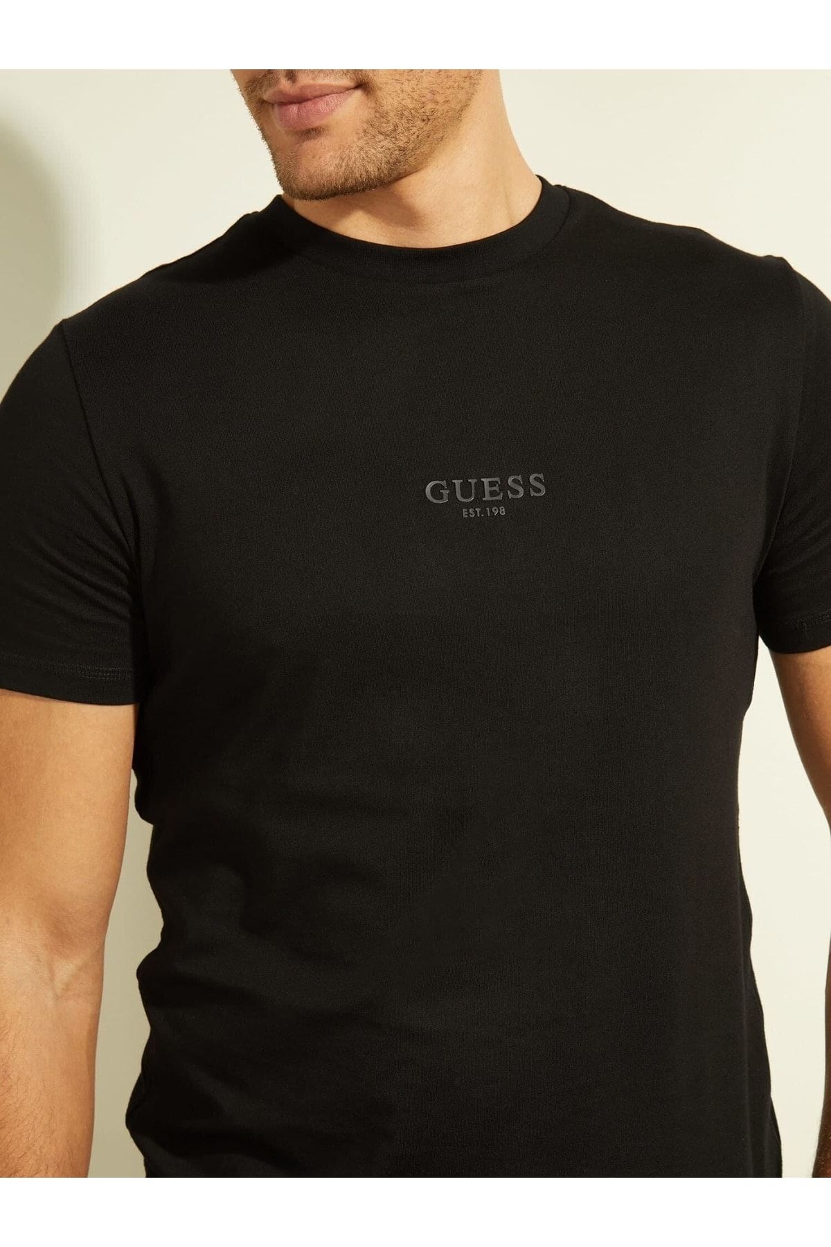 تی شرت مشکی یقه گرد اسلیم فیت آستین کوتاه مردانه گس Guess (برند آمریکا)