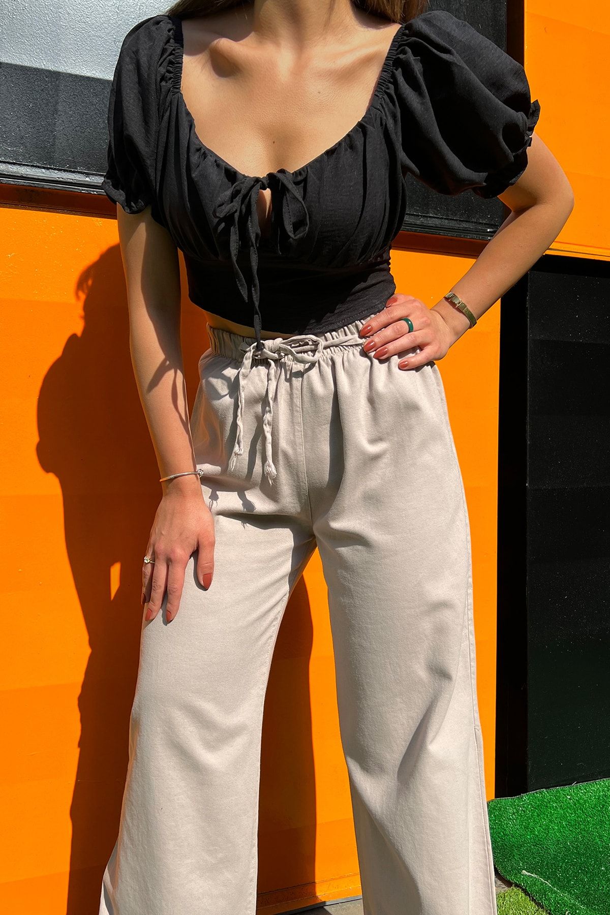 Trend Alaçatı Stili Bluse Schwarz Regular Fit Fast ausverkauft