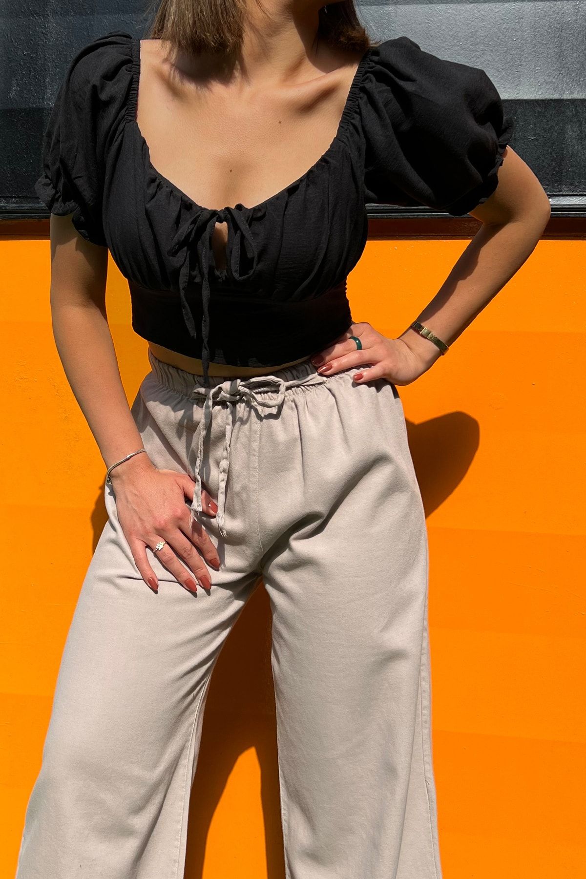 Trend Alaçatı Stili Bluse Schwarz Regular Fit Fast ausverkauft