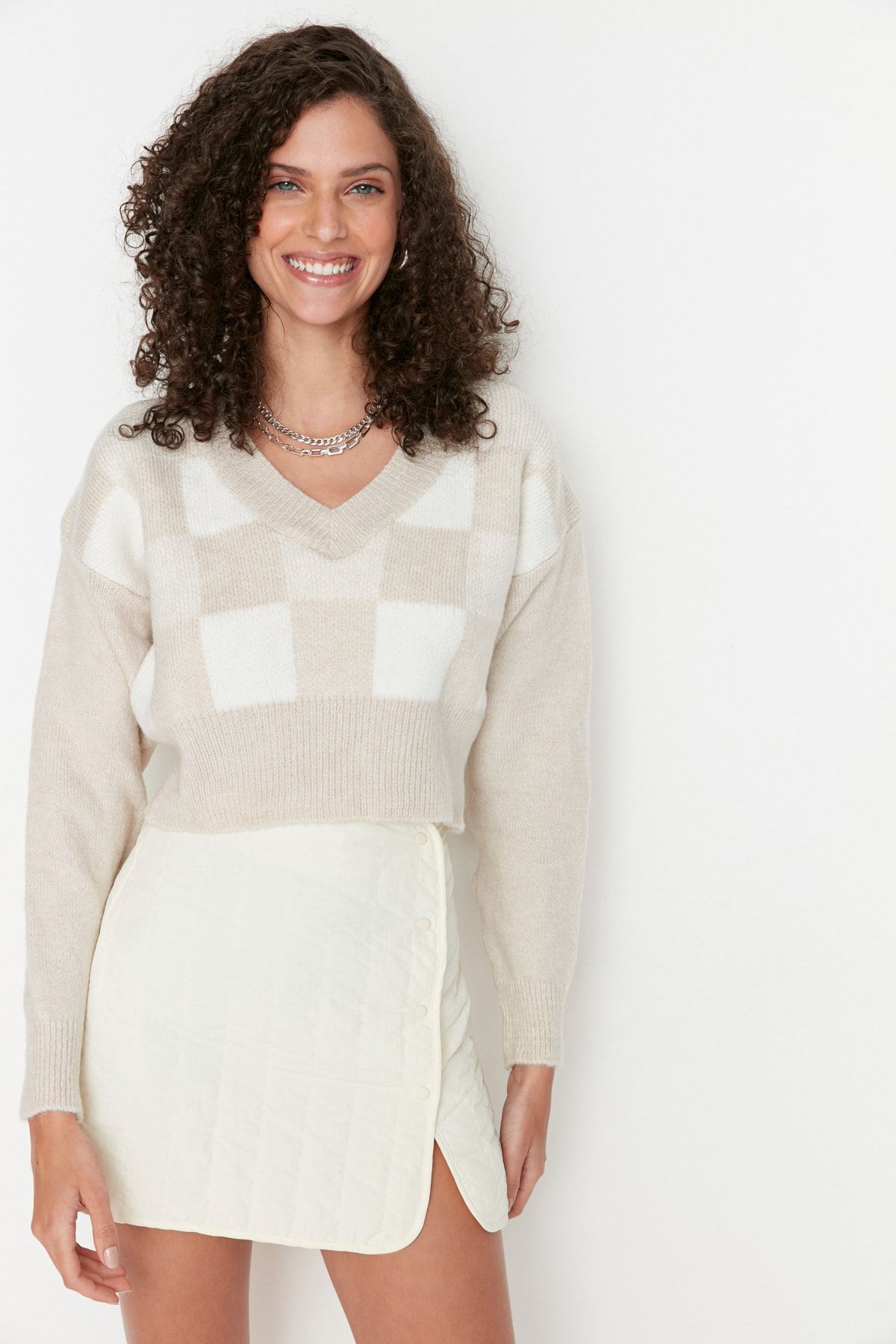 Trendyol Collection-Weicher, strukturierter, gemusterter Strickpullover in Stone Crop-Optik TWOAW21KZ0174 3