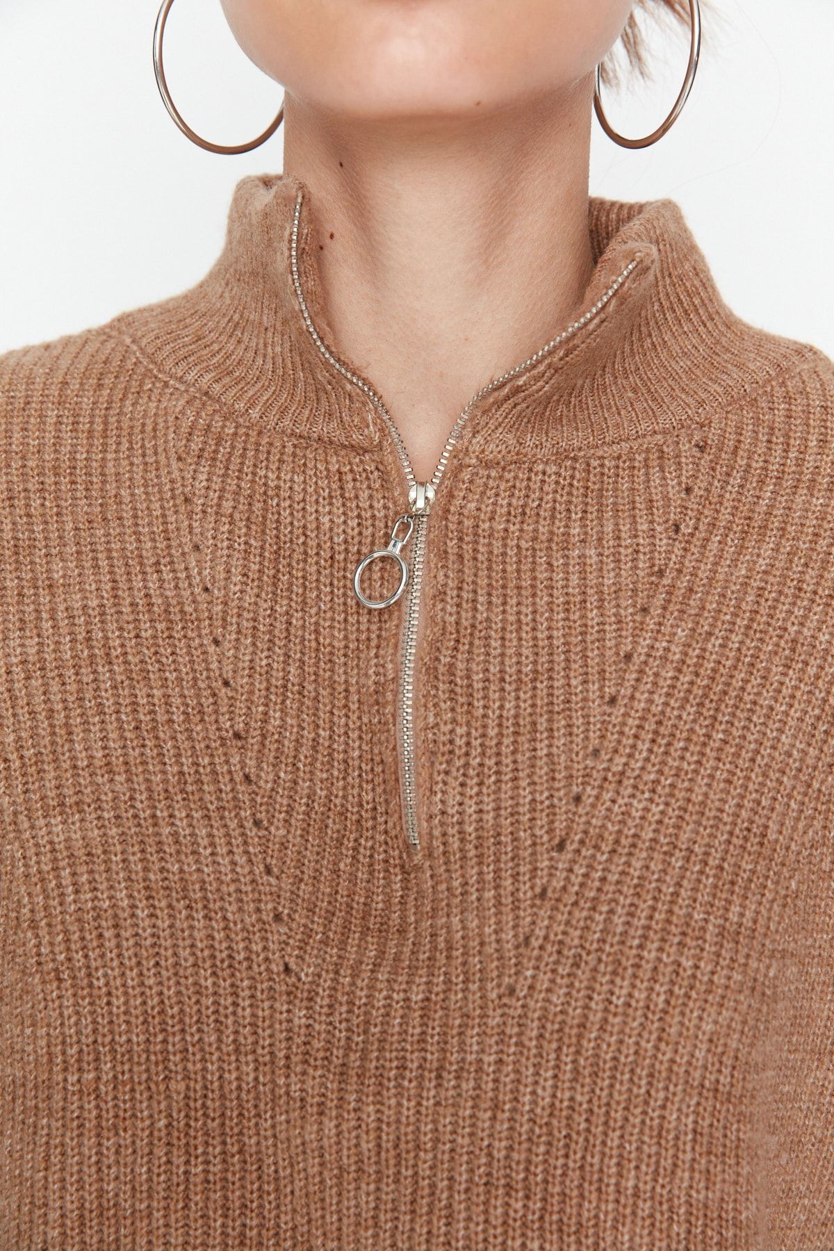 Trendyol Collection-Мек текстуриран трикотажен пуловер с цип и двойка Camel - Twoaw20Xs0009 5