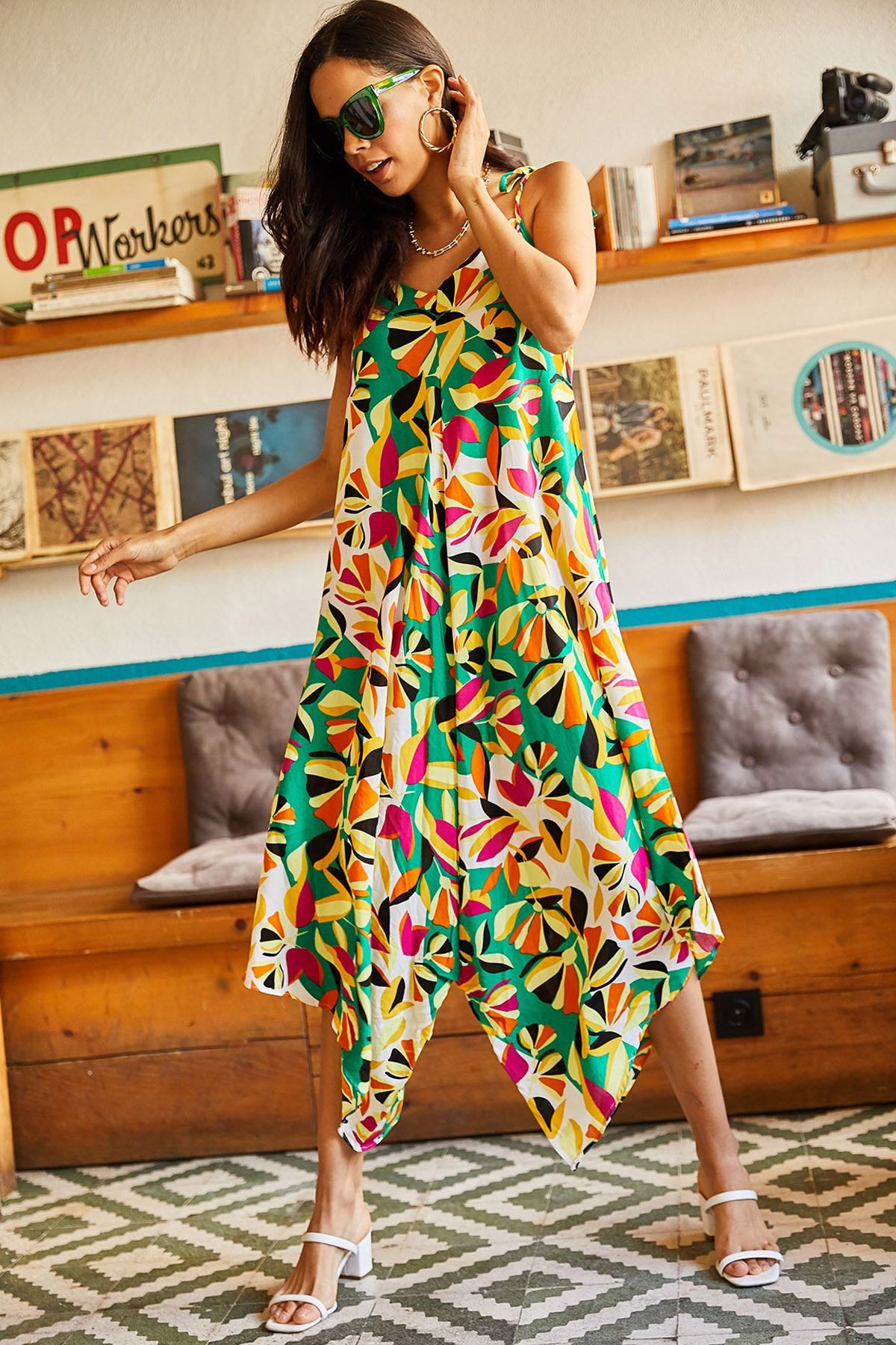 Olalook Jumpsuit Ecru Relaxed Fit Fast ausverkauft
