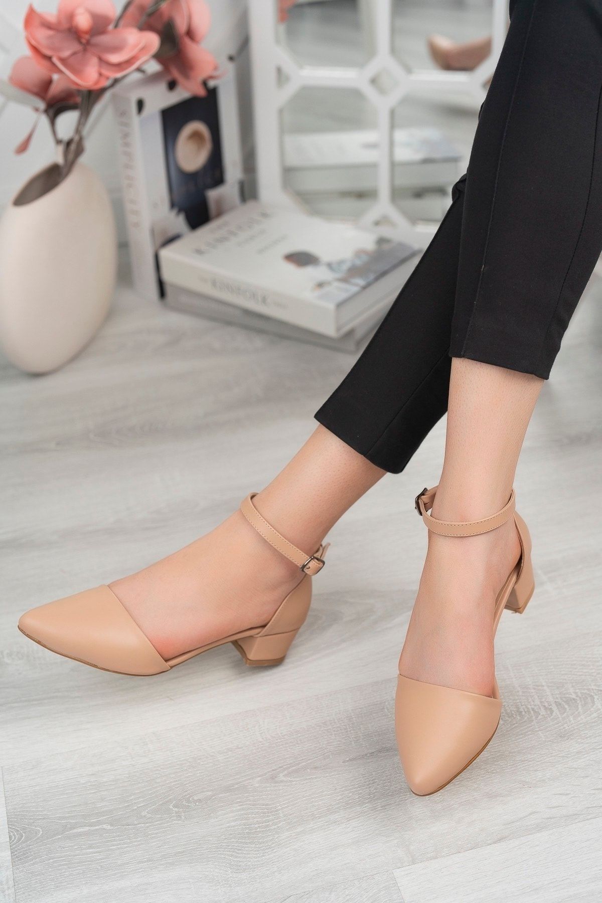 Heel high discount 4 in cm