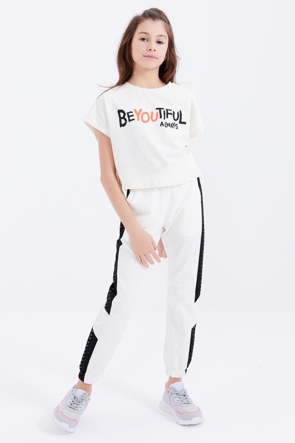 Tommy Life Ecru Dotted Stripe Detailed Rubberized Girls Tracksuit