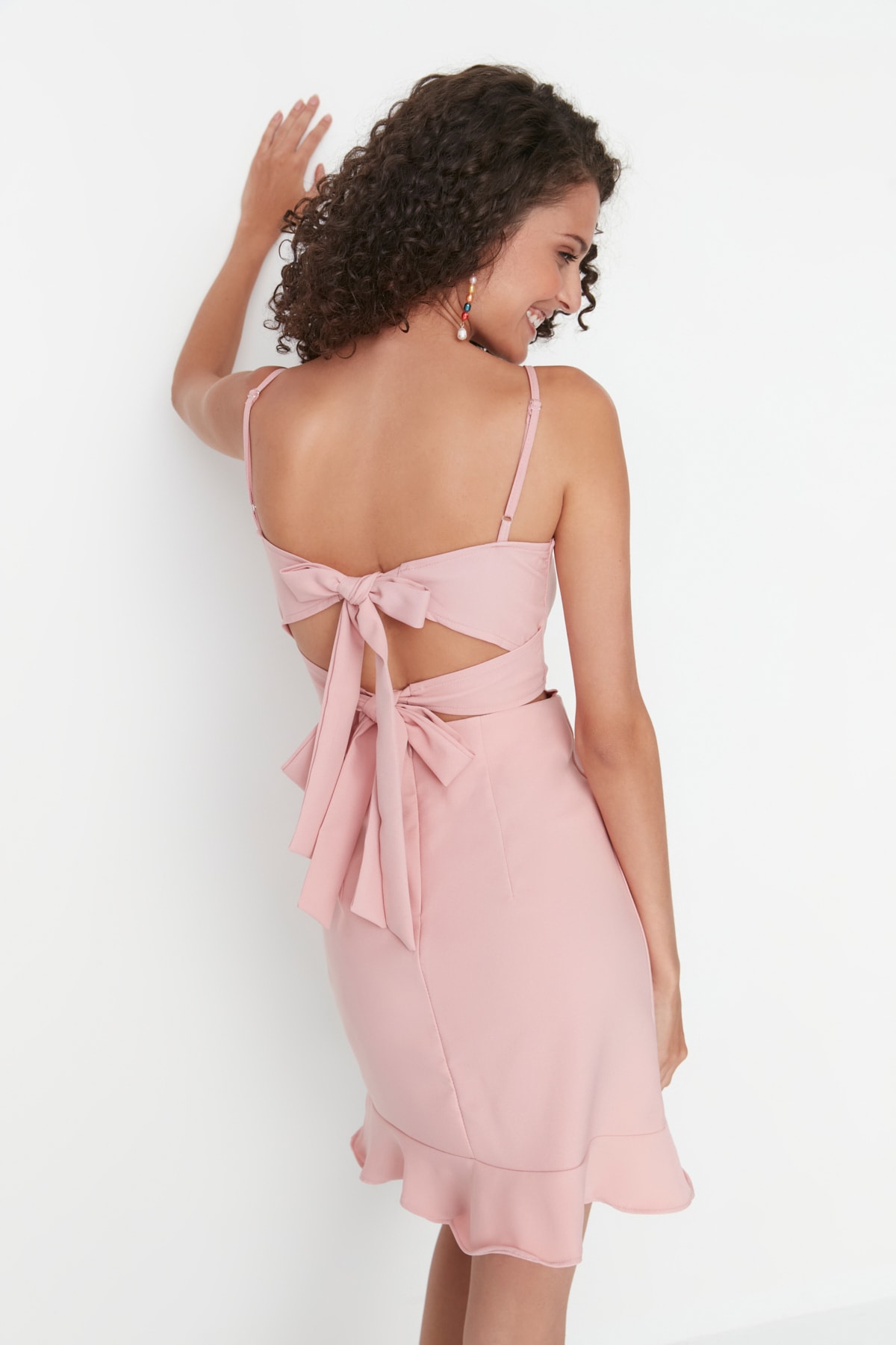 Trendyol Collection Kleid Rosa Basic Fast ausverkauft