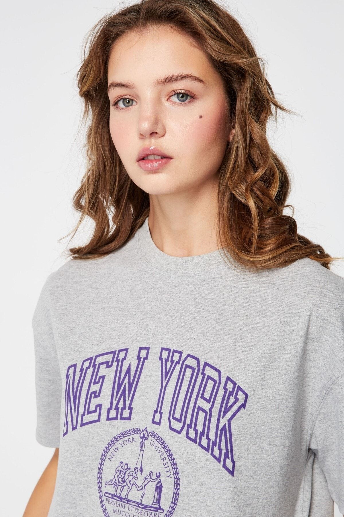 T shirt uni hotsell oversize
