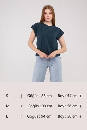 Siyah Kolsuz Basic Örme T-shirt 0111