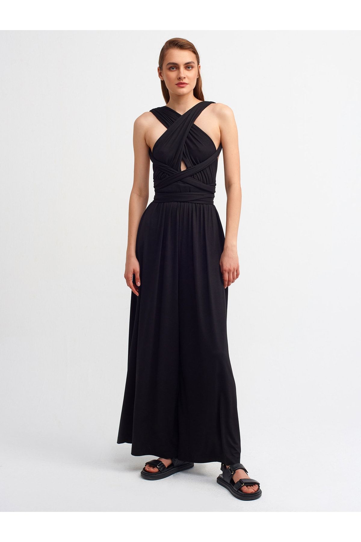 Dilvin-7956 Neckholder-Jumpsuit-schwarz 2
