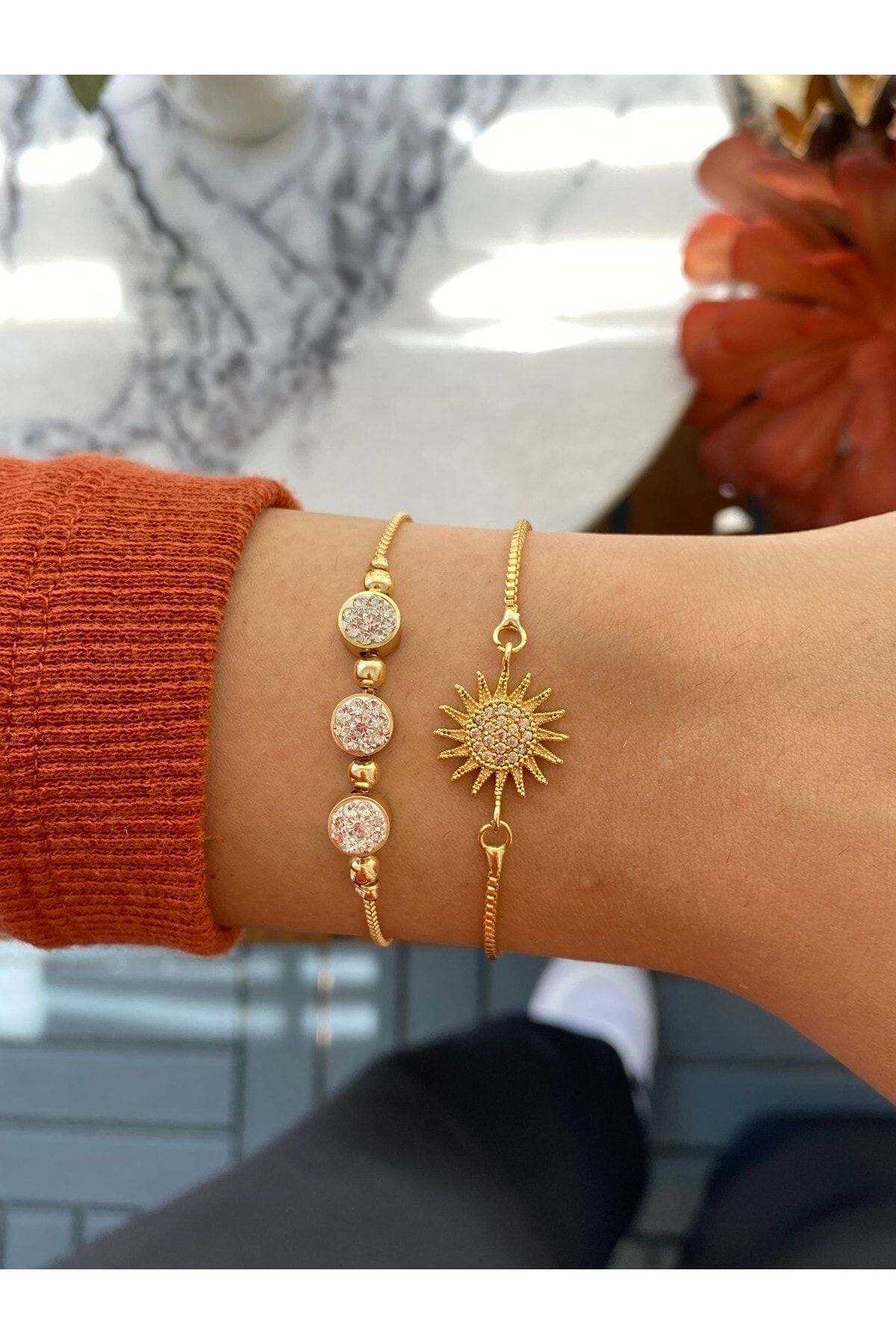 Gold bracelet outlet for daily wear