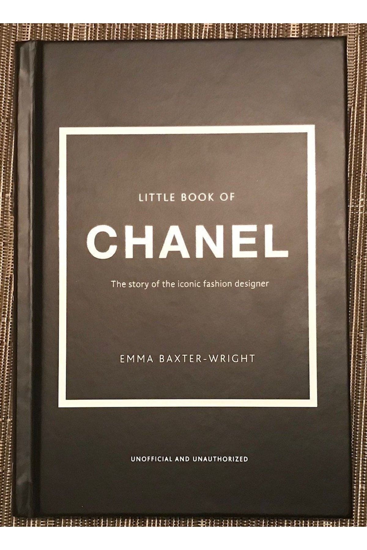 Carlton Books The Little Book Of Chanel - Little Book Of Fashion Fiyatı,  Yorumları - Trendyol