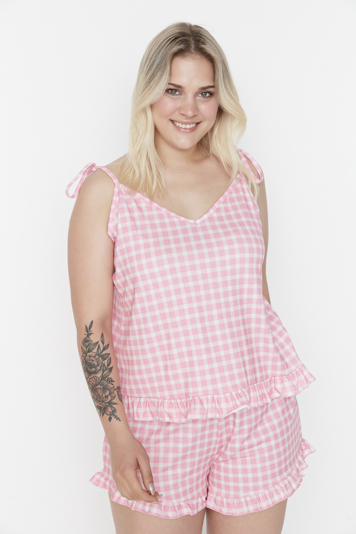 Trendyol Curve Große Größen in Pyjama-Set Rosa Kariert