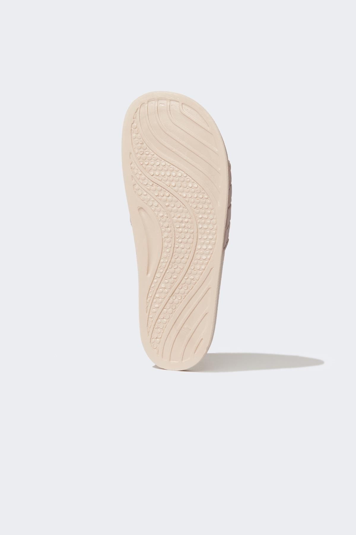 DeFacto Pantolette Rosa Flacher Absatz