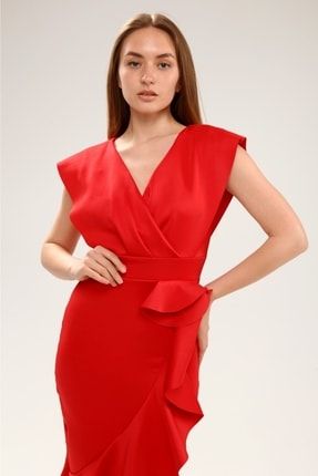 Kırmızı Yırtmaç Ve Volan Detay Abiye Elbise Kts010