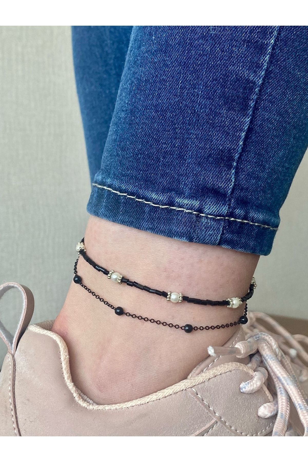 Ankle clearance bracelet black