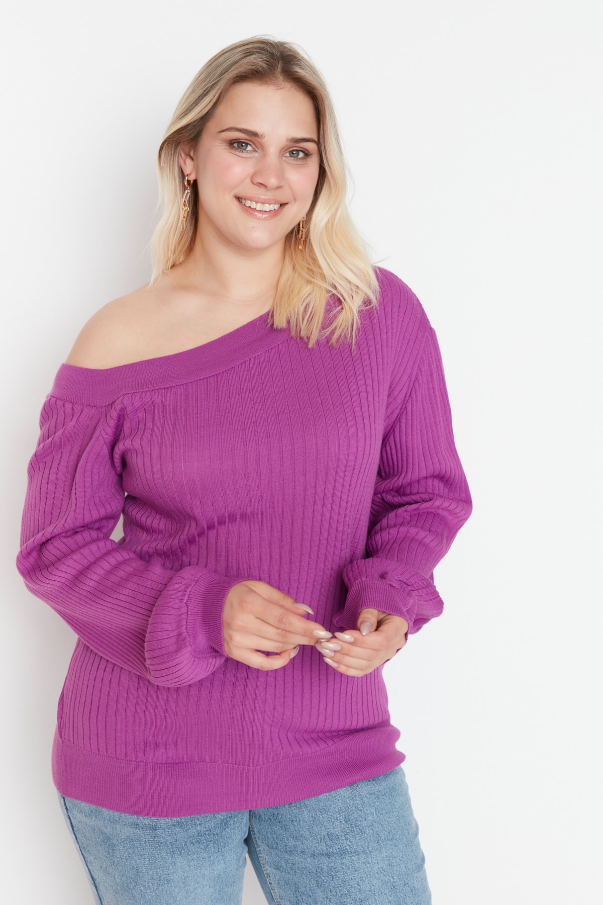 Trendyol Curve Große Größen in Pullover Lila Regular Fit