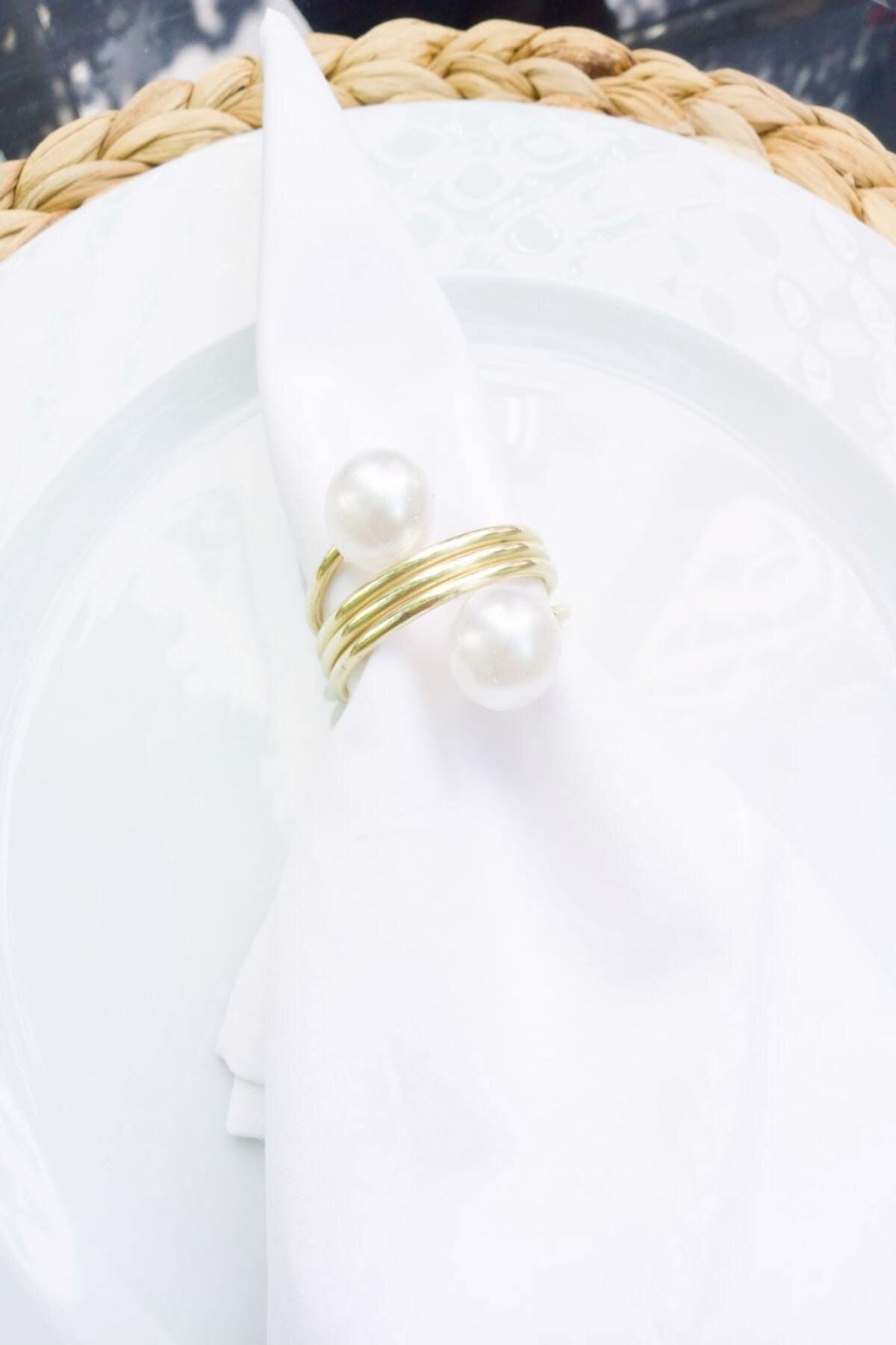Emtory Home-6 Pieces Gold Galvanized Plated Trio Steel Napkin Rings with Pearls 3