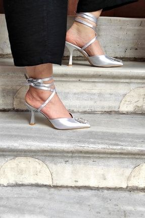 Gümüş Saten 9 cm Bilekten Bağlamalı Zara Taşlı Stiletto Kadın Abiye Ayakkabı La-zaragirl
