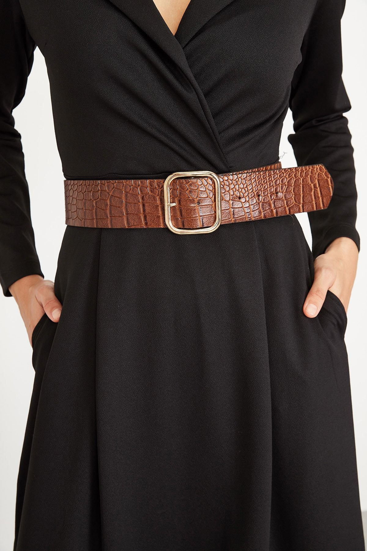 Lafaba Hellbrauner Ledergürtel für Damen mit quadratischer Schnalle, 5 cm  breit - Trendyol